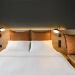 Moxy Neustadt 3* دريسدن