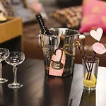 Moxy Neustadt فندق 3*