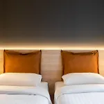 ホテル Moxy Neustadt 3*