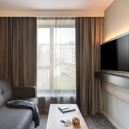 Moxy Neustadt Hotel 3*