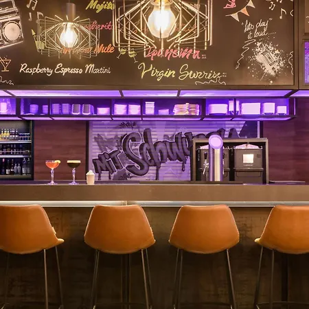 Moxy Neustadt Szálloda
