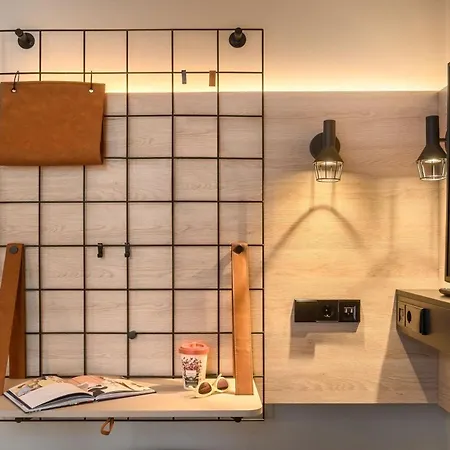 Moxy Neustadt Hotel 3*