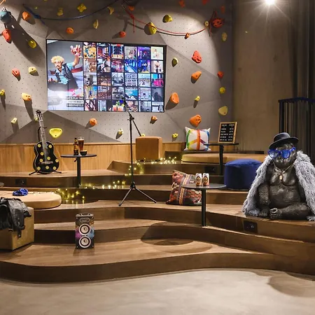 Moxy Neustadt