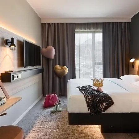 Szálloda Moxy Neustadt Drezda