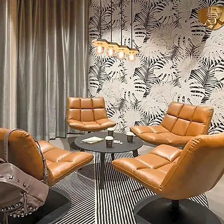 Moxy Neustadt ホテル ドレスデン