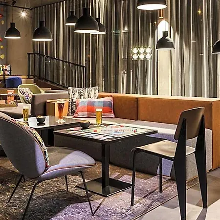Moxy Neustadt ホテル