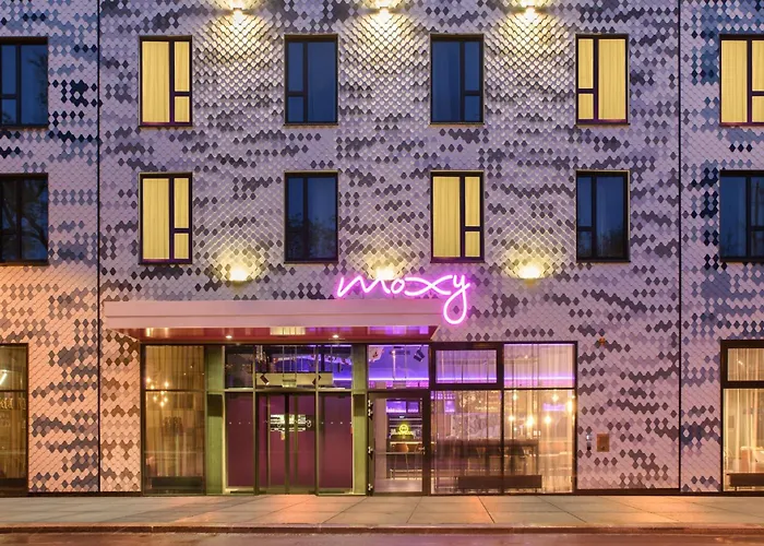 Moxy Neustadt 3*