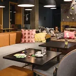 Moxy Neustadt 3*